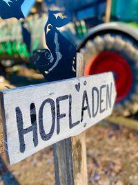 Hofladen-Schild